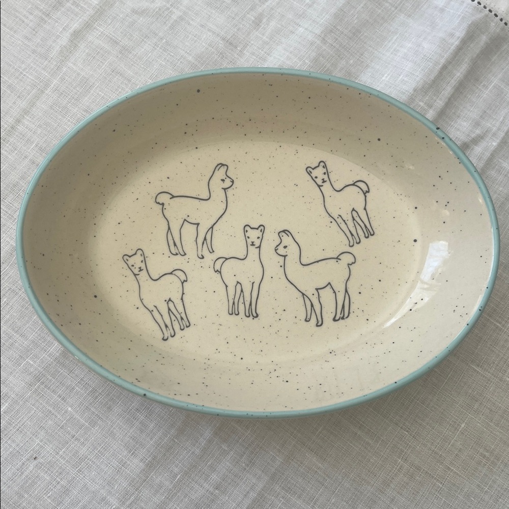 Meritage Speckled Oval Serving Dish, Set of 2, with a Llama Design
